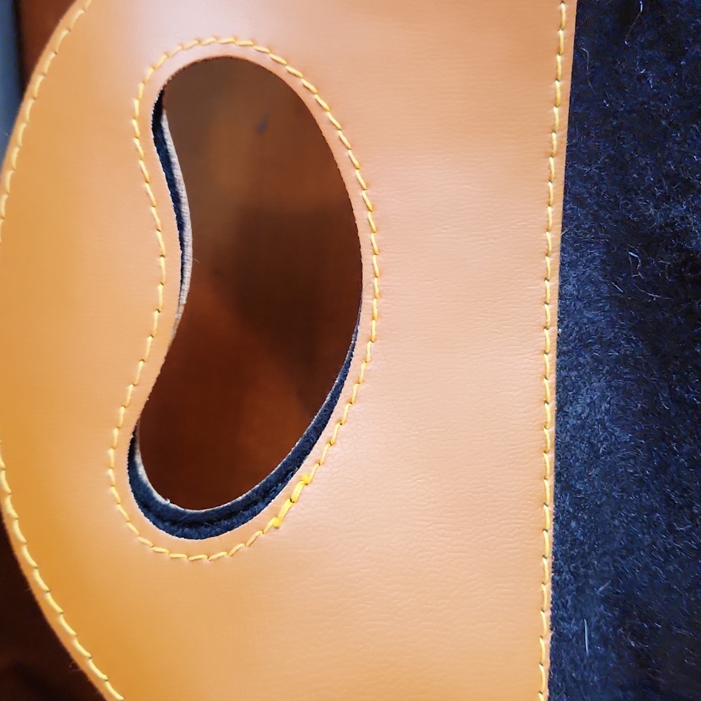 Gucci Vintage Small Black and Brown Wool And Faux Leather Tote/dust Bag - Picture 9 of 9